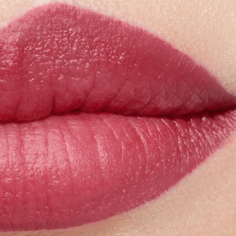 Chanel Rouge Allure Velvet 64 Éternelle, foto 4