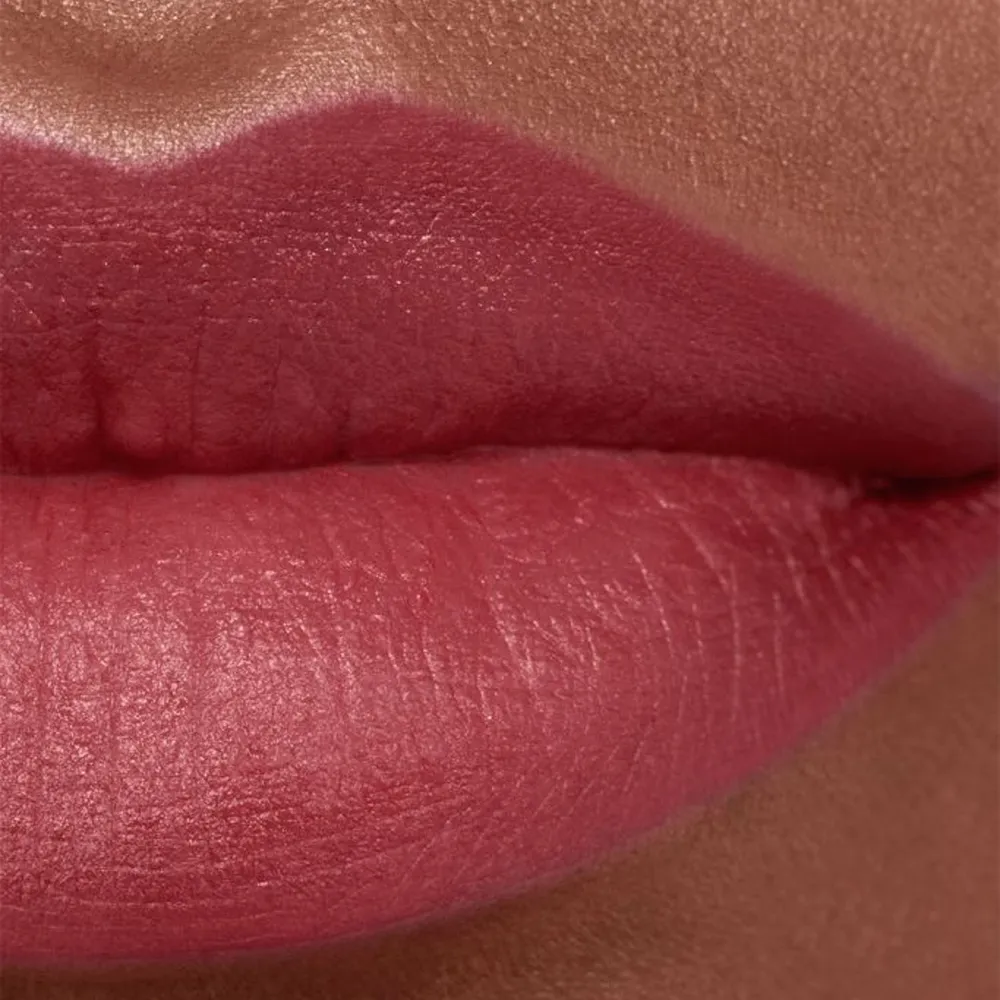 Chanel Rouge Allure Velvet 64 Éternelle, foto 5