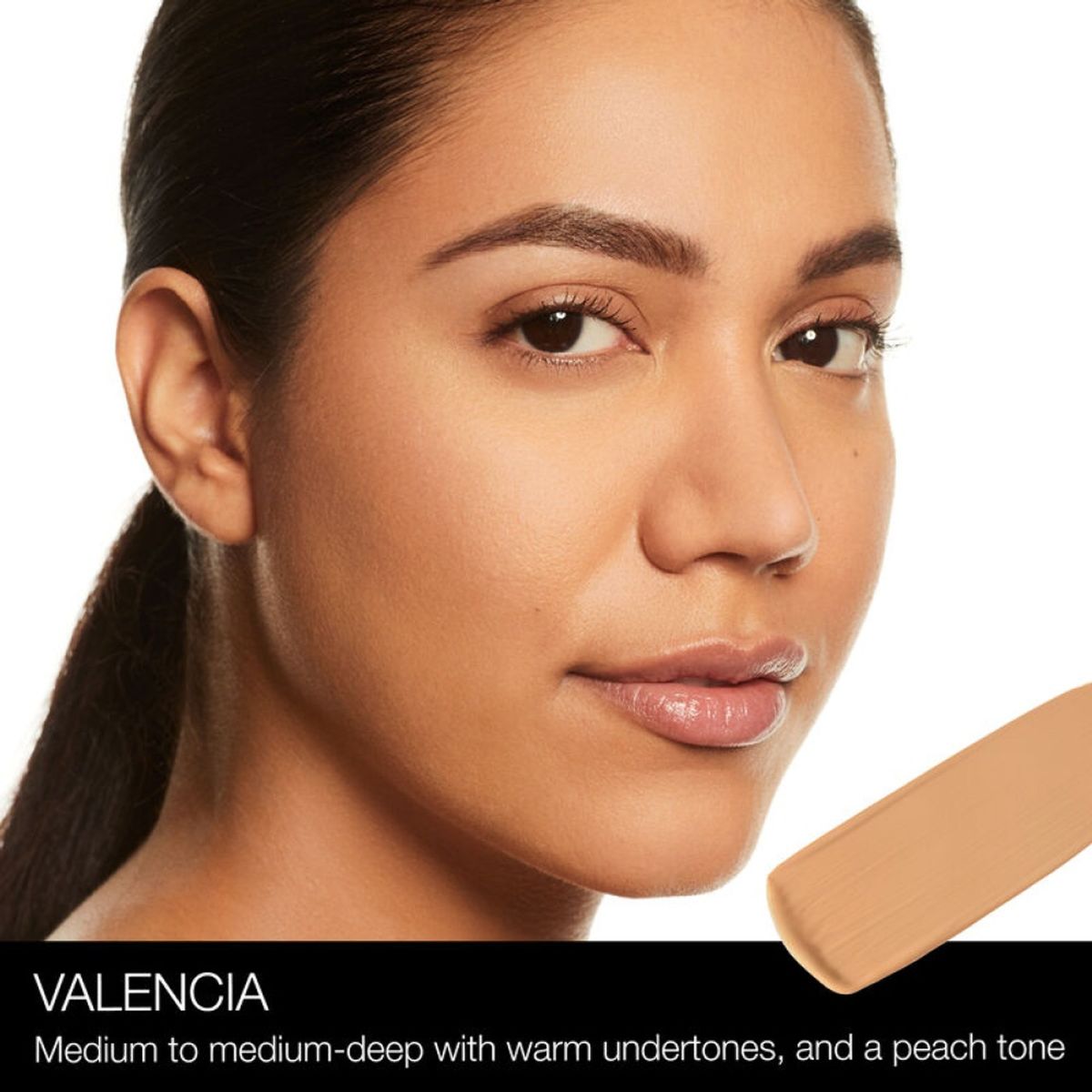 NARS - Base de Maquillaje Soft Matte Longwear - Valencia