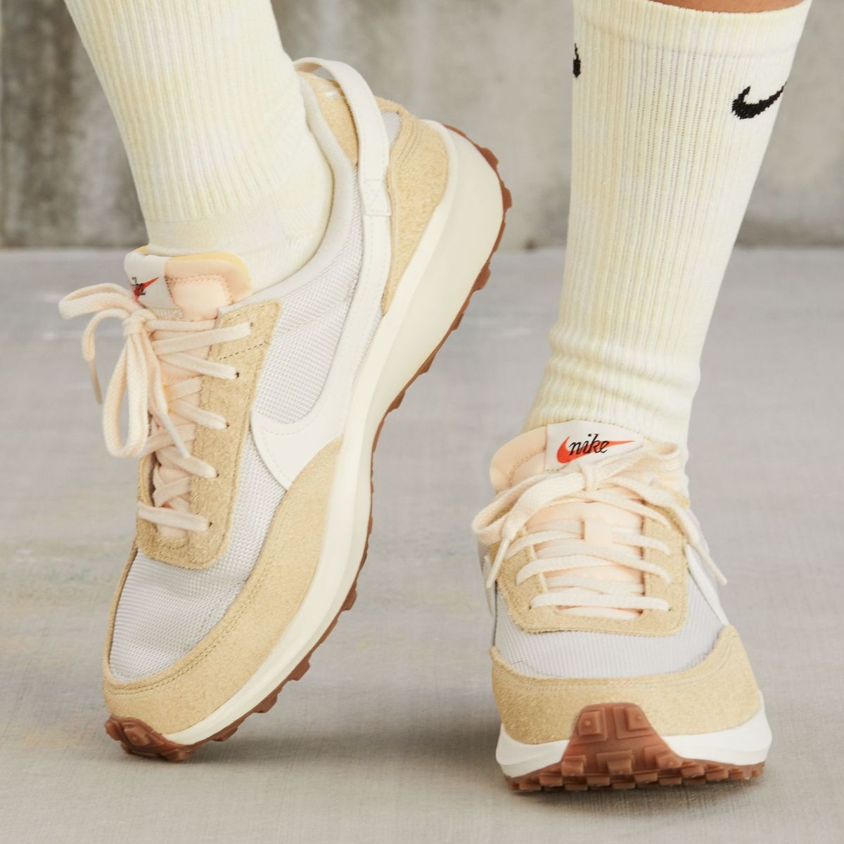 NIKE - Waffle Debut Zapatilla Urbana Mujer Gris Nike