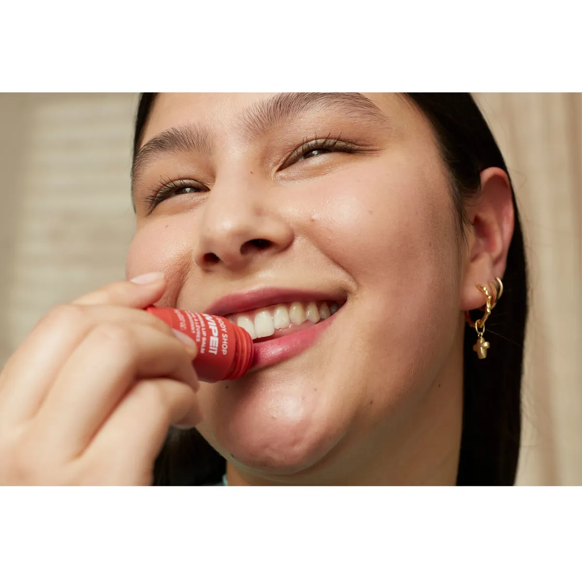 THE BODY SHOP - Bálsamo Labial Swipe It Strawberry The Body Shop