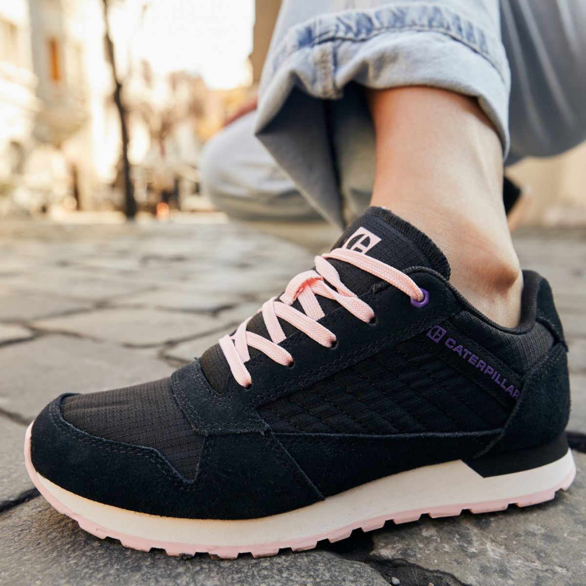 CAT - Ventura Zapatilla Urbana Mujer Cuero Negro Cat