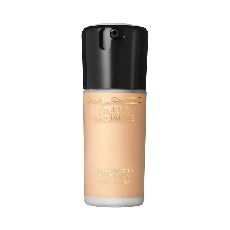 Base De Maquillaje MAC Studio Radiance Serum Powered Foundation Nc18