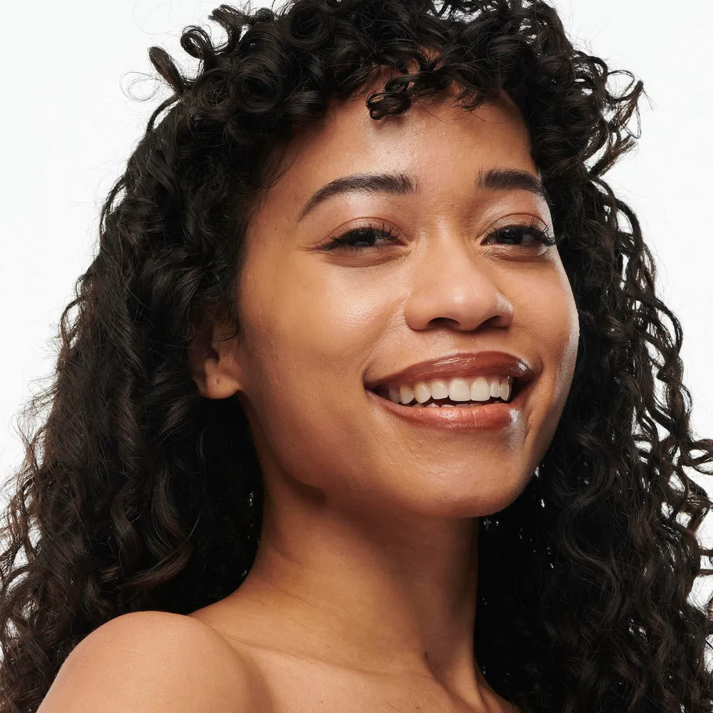 Mac Studio Radiance Serum-Powered Foundation NC35, foto 3