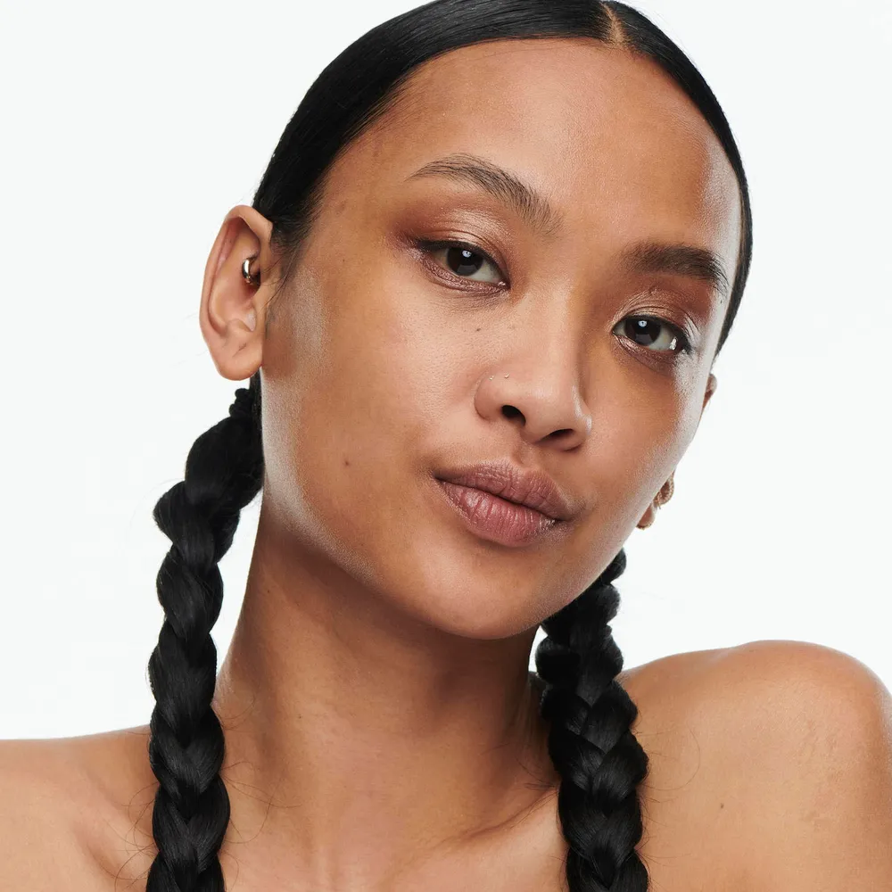 Mac Studio Radiance Serum-Powered Foundation NC44, foto 2