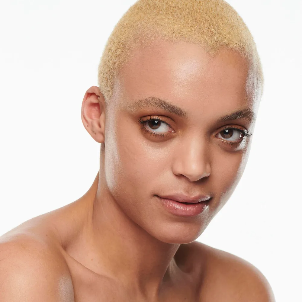 Mac Studio Radiance Serum-Powered Foundation NW30, foto 3