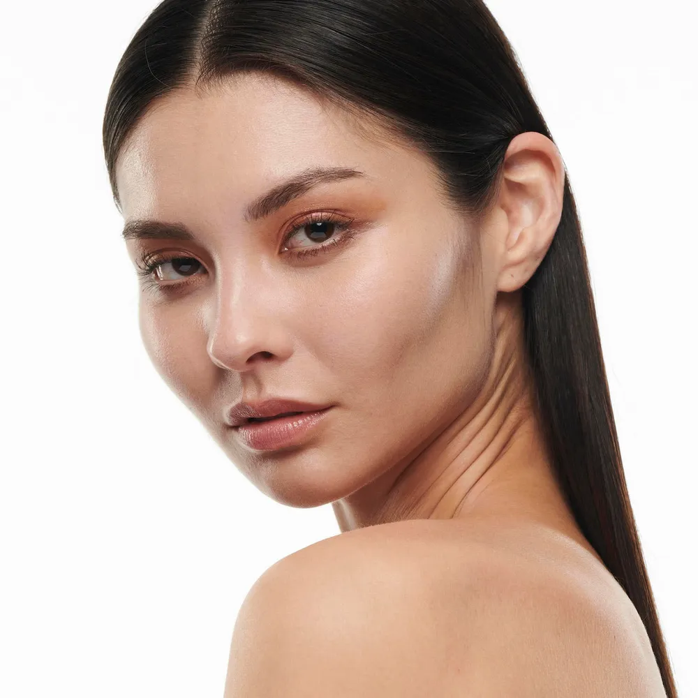 Mac Studio Radiance Serum-Powered Foundation N12, foto 3