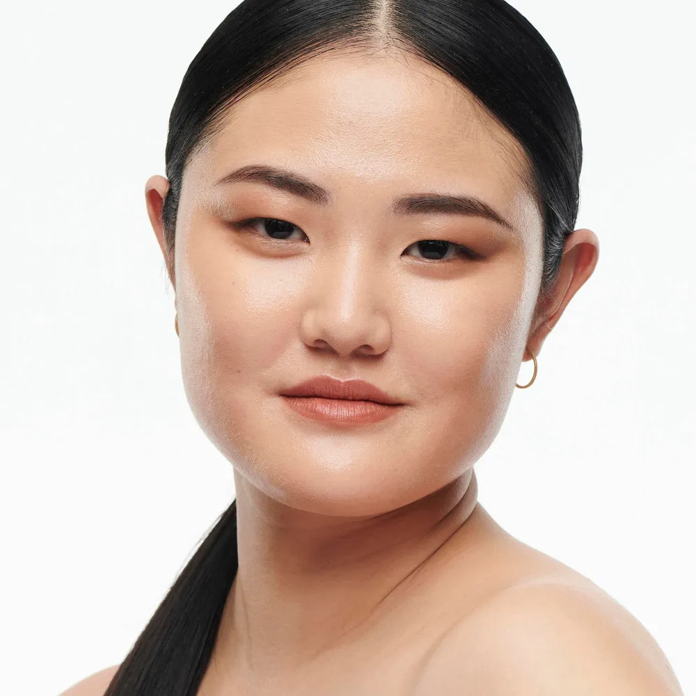 Mac Studio Radiance Serum-Powered Foundation C4, foto 3