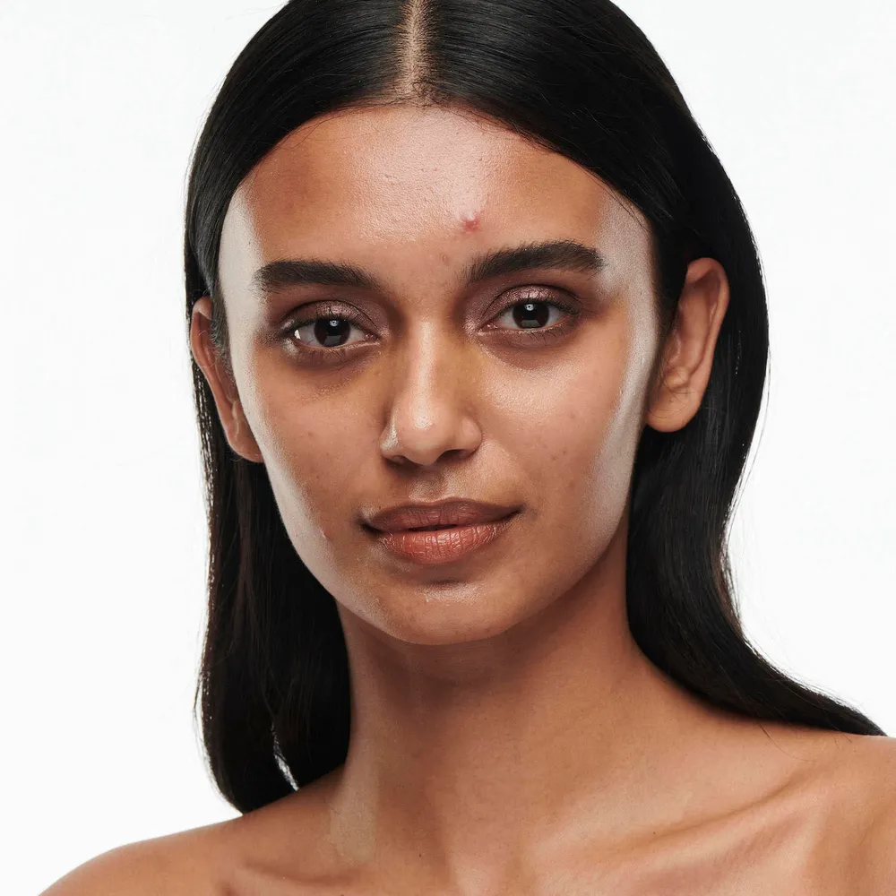 Mac Studio Radiance Serum-Powered Foundation C4.5, foto 2