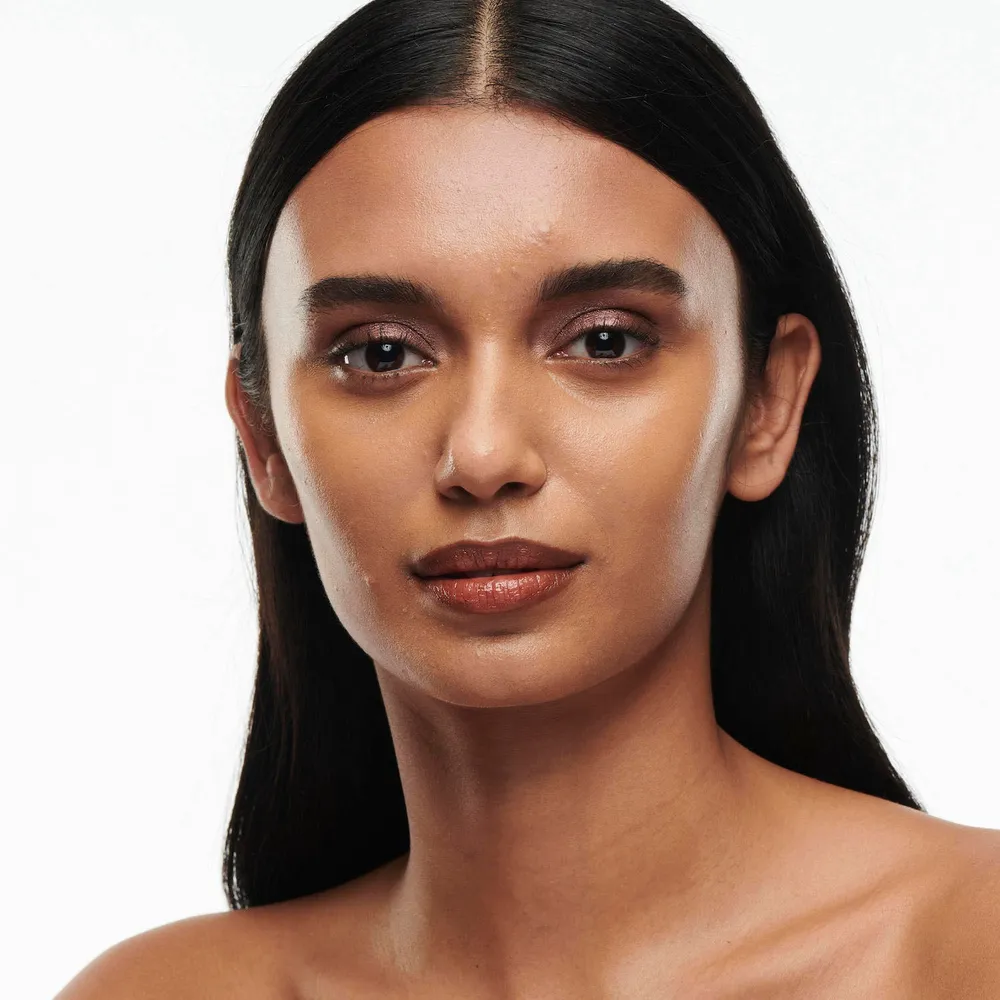 Mac Studio Radiance Serum-Powered Foundation C4.5, foto 3