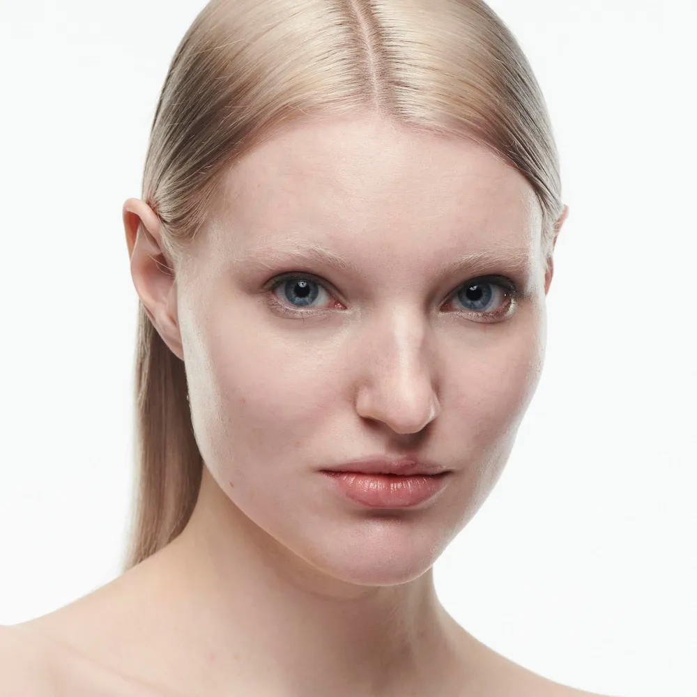 Mac Studio Radiance Serum-Powered Foundation NC5, foto 2
