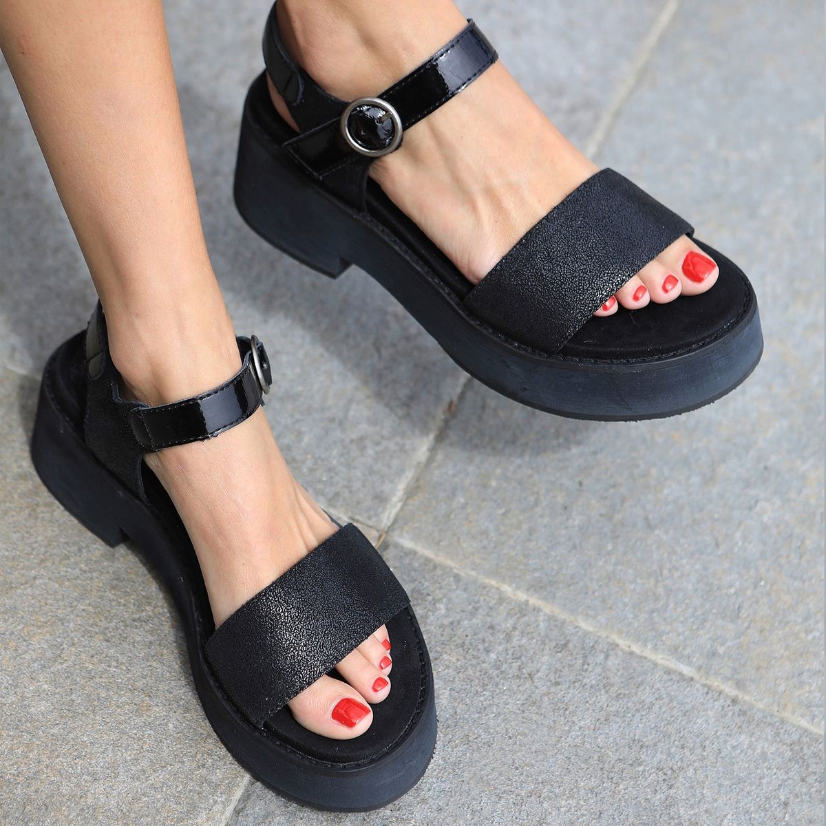 ROMANO - Sandalia Mujer Cuero Negro Romano