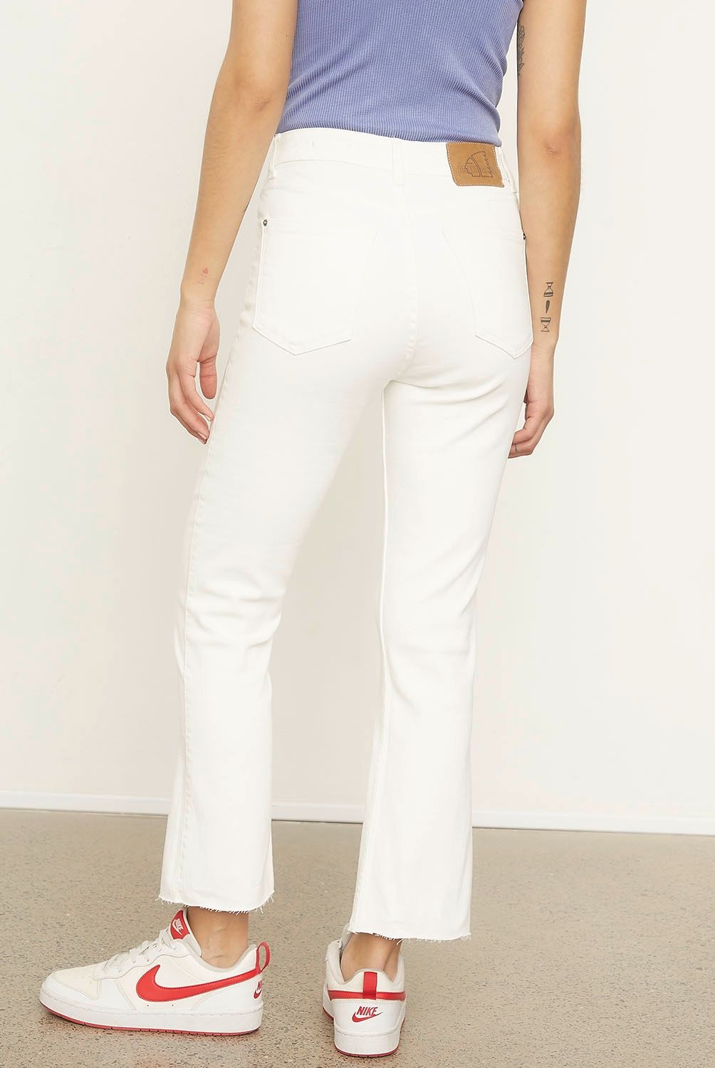 AMERICANINO - Jeans Crop Fit Tiro Medio Mujer Americanino