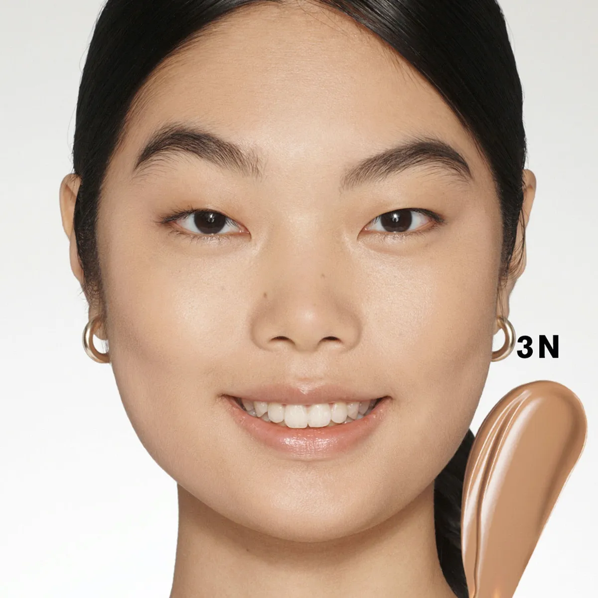 ESTEE LAUDER - Corrector Futurist Soft Touch Brightening Skincealer/3N Estée Lauder