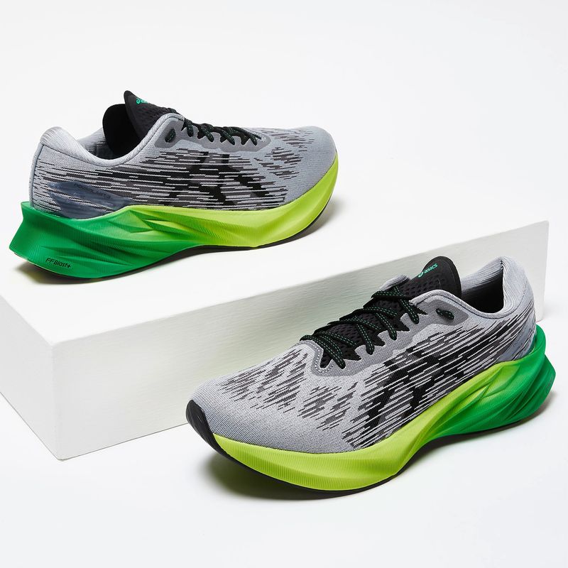 ASICS - Novablast 3 Zapatilla Running Hombre Gris Asics