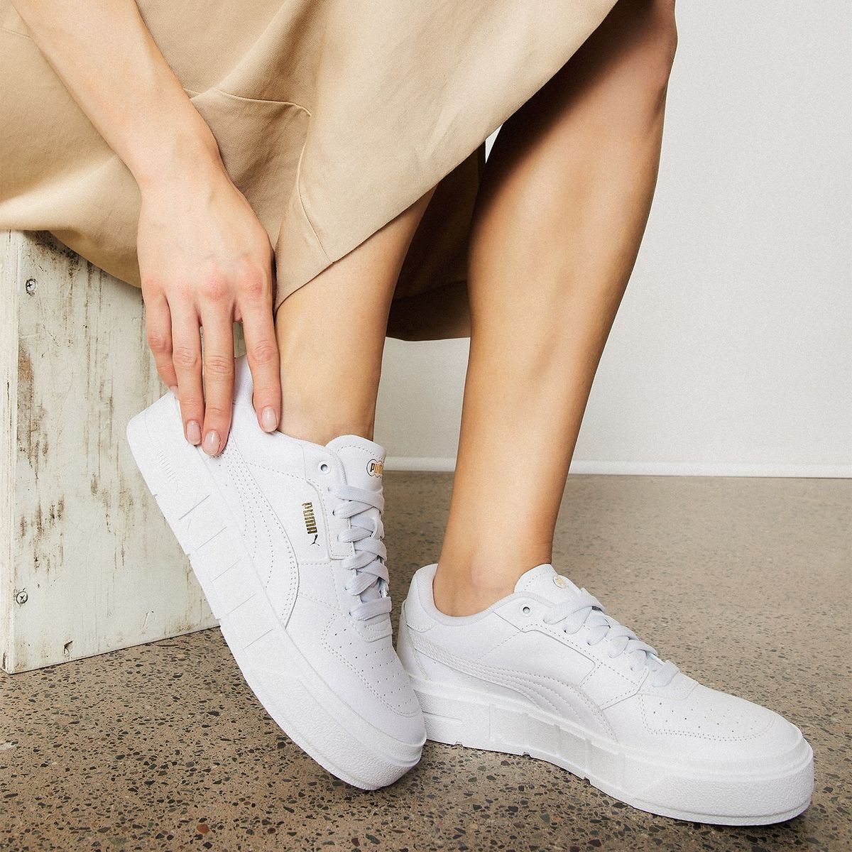 PUMA - Cali Court LT Zapatilla Urbana Mujer Cuero Blanco Puma