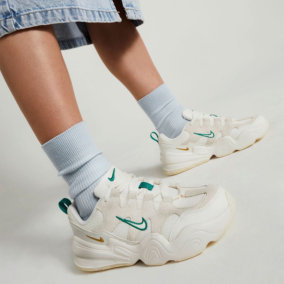 NIKE - W Tech Hera Zapatilla Urbana Mujer Blanco Nike