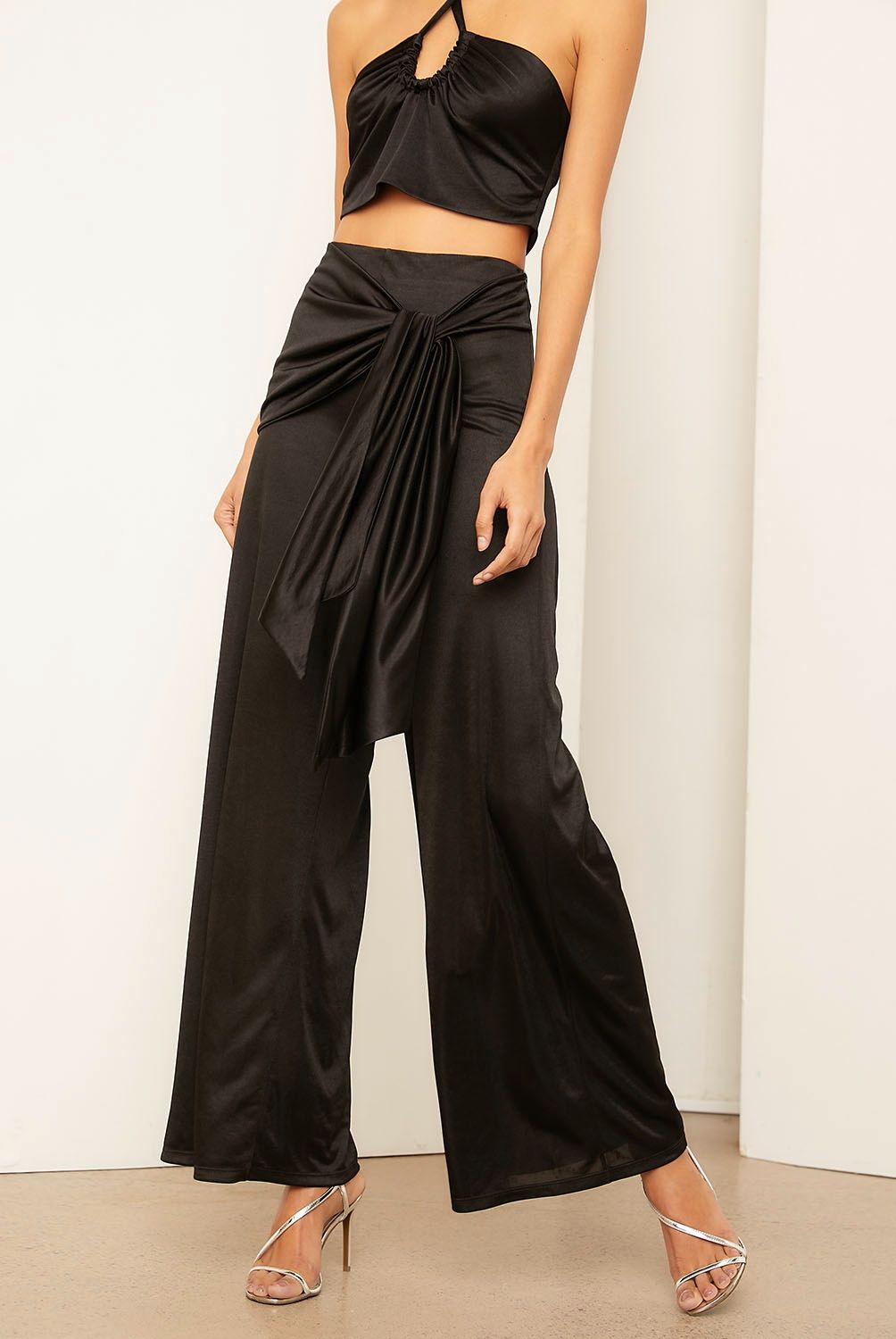 FALABELLA - Pantalón Palazzo Tiro Alto Mujer Ange Eyzaguirre Para Diseño Latino