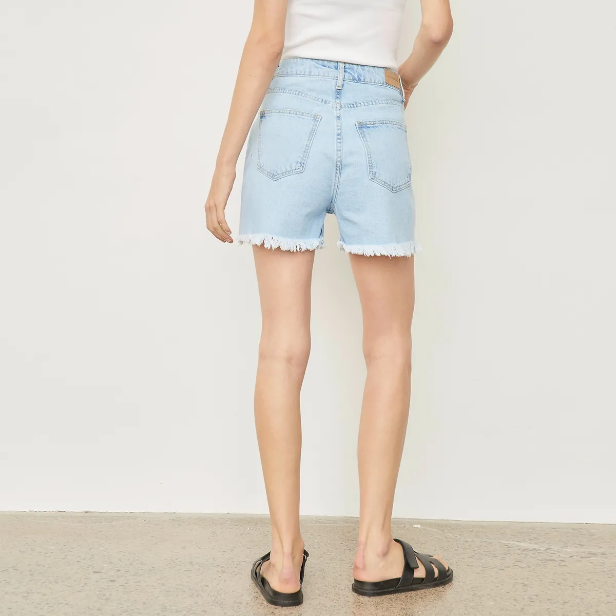 BASEMENT - Short Denim Mujer Basement Tiro Alto
