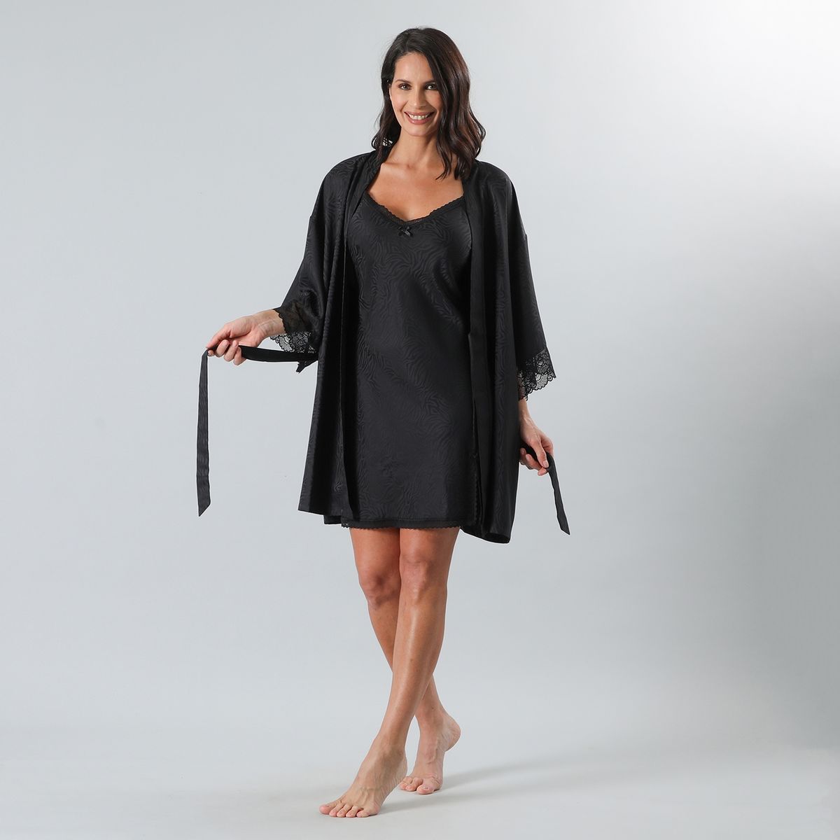 FLORES - Bata Jacquard Encaje Mujer Flores