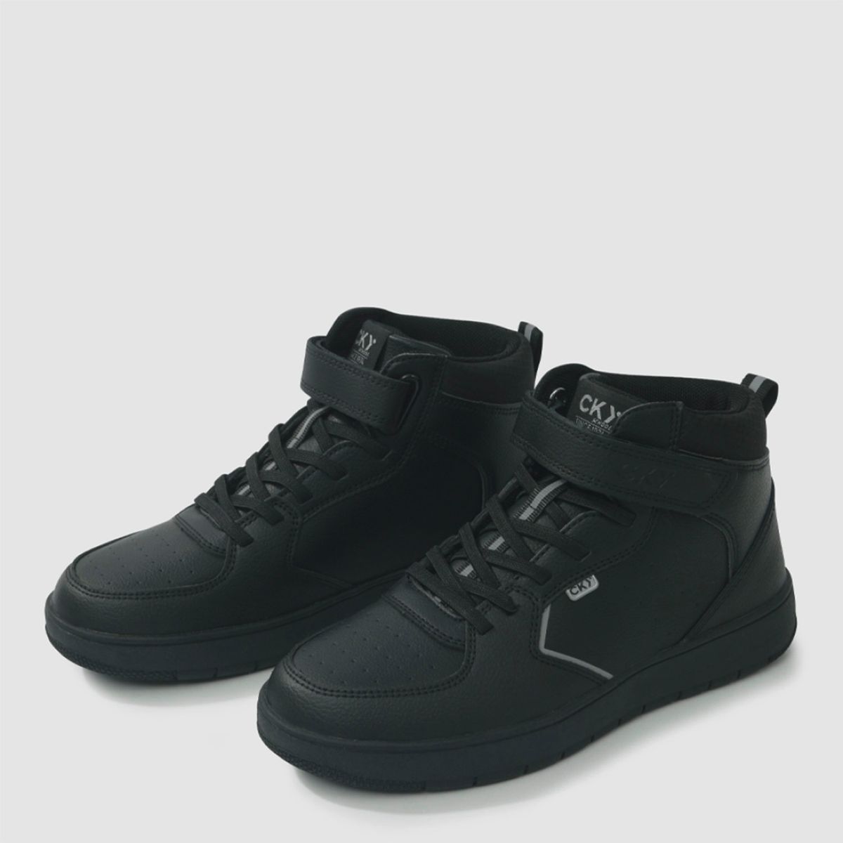 COLLOKY - Zapatilla Escolar Niño Negro Colloky (42 a 44)