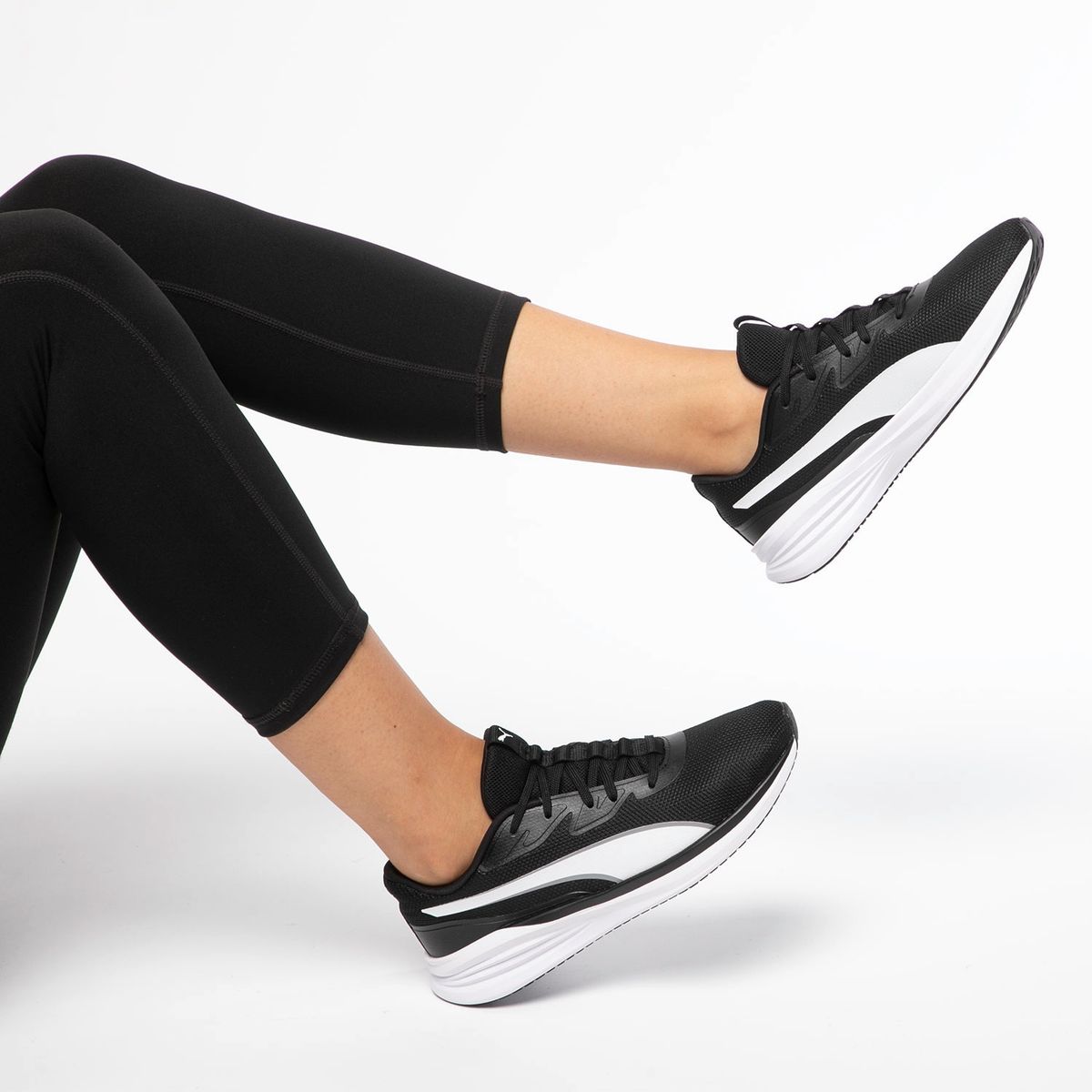 PUMA - Night Runner V3 Zapatilla Running Mujer Negro Puma
