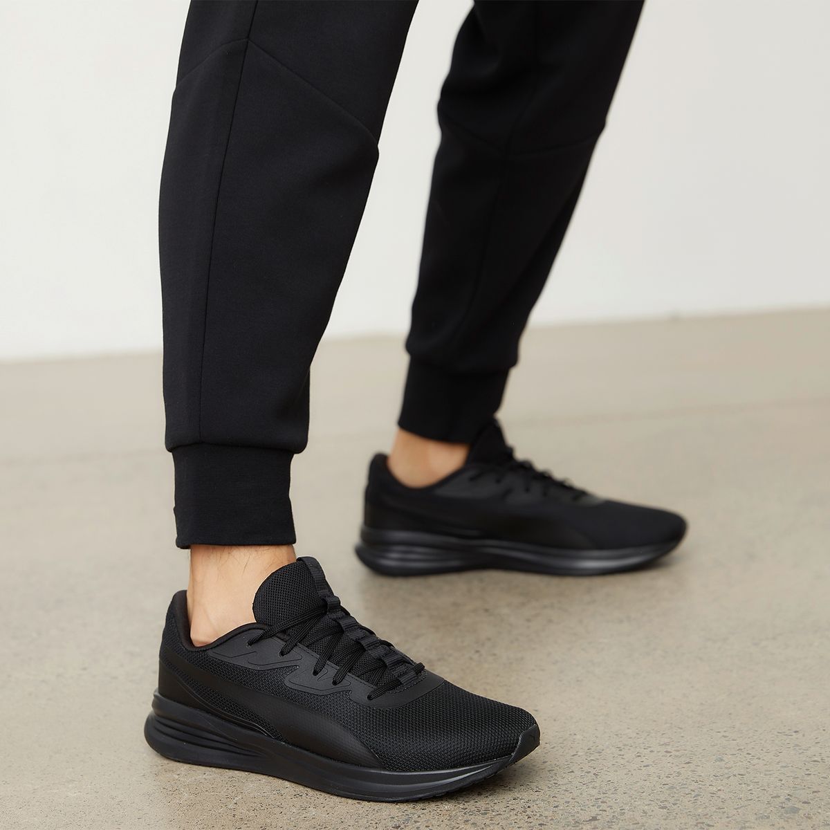 PUMA - Night Runner V3 Zapatilla Running Hombre Negro Puma