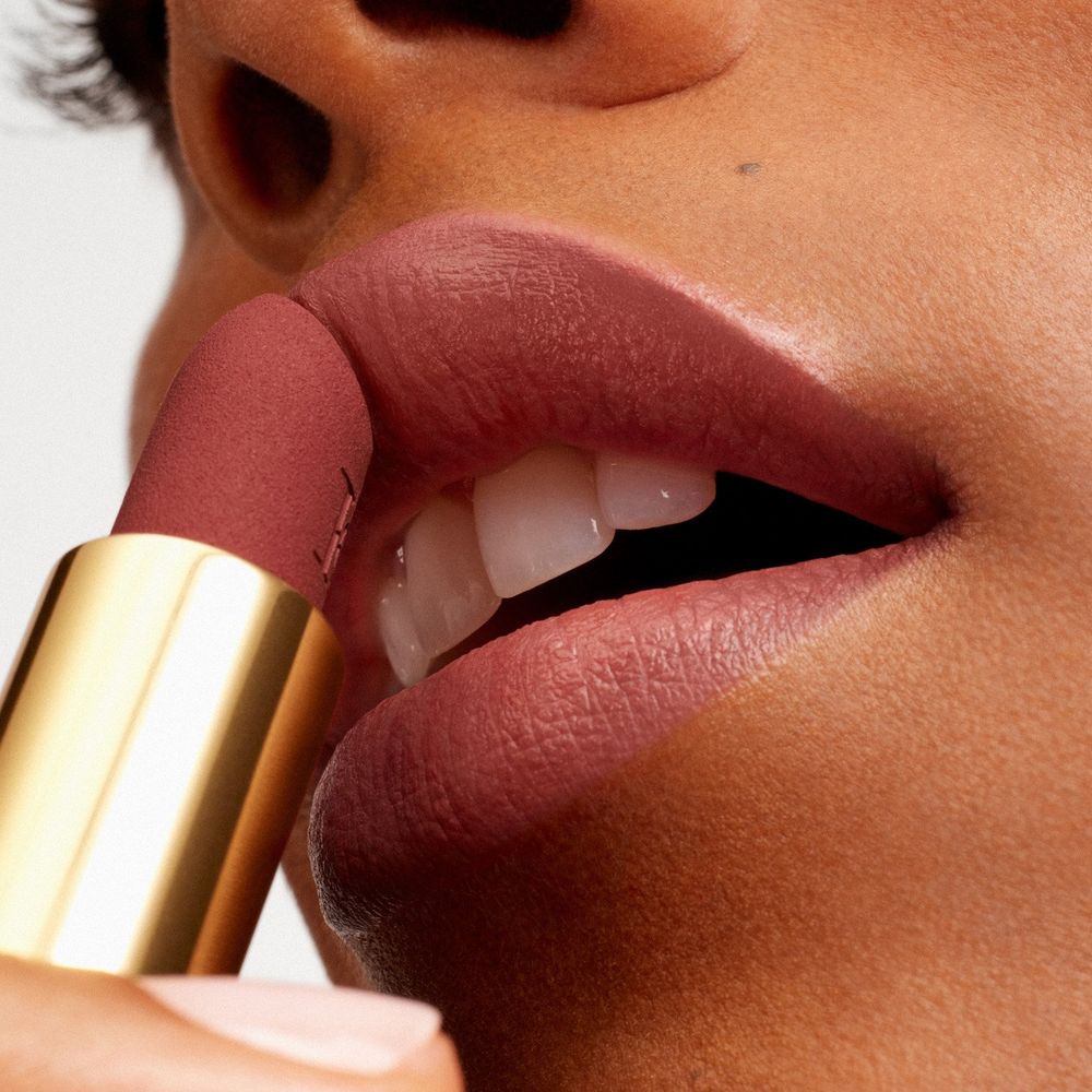 Fabulous Kiss Lipstick Blur Matte, foto 8