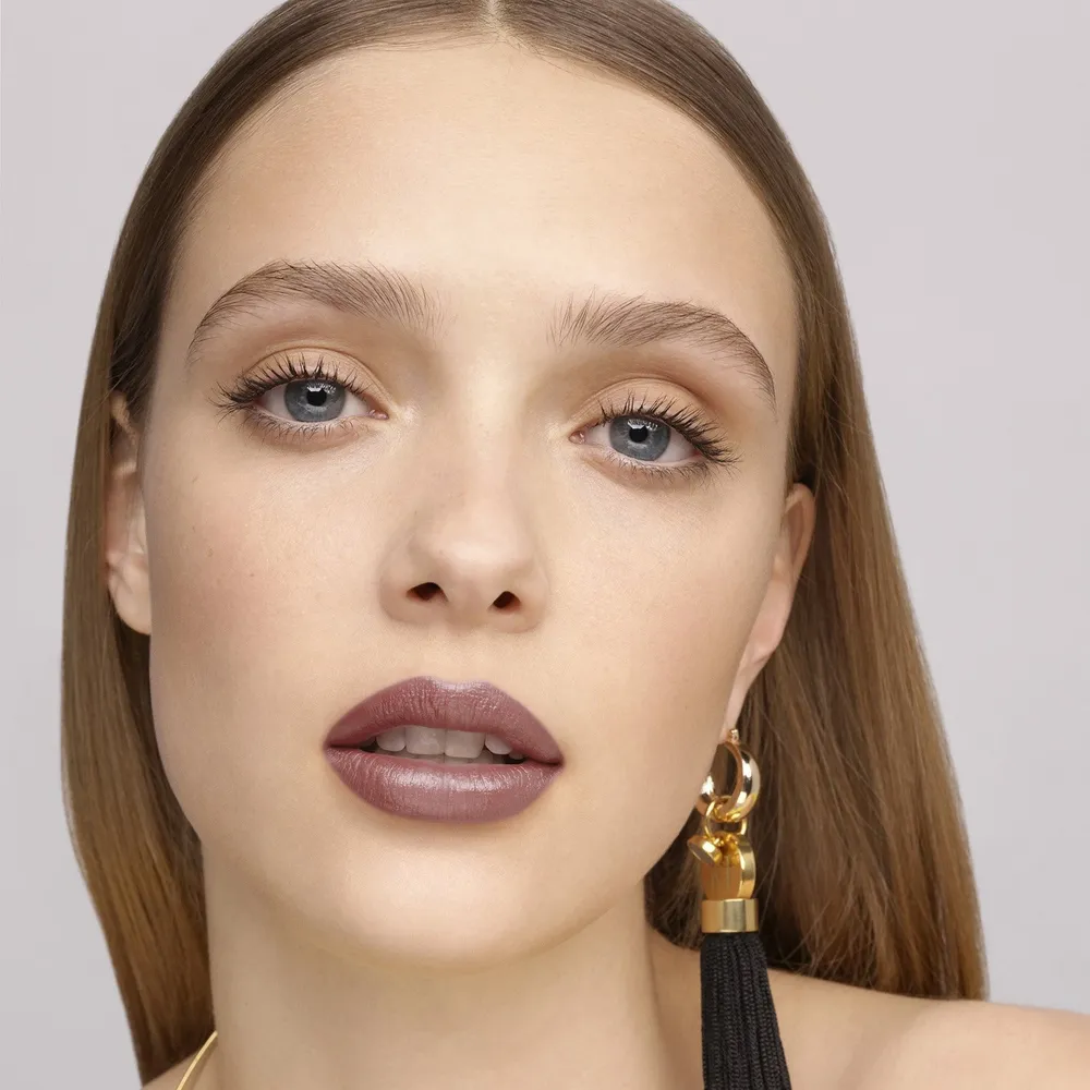 Carolina Herrera Fabulous Kiss Lipstick Satin, foto 8