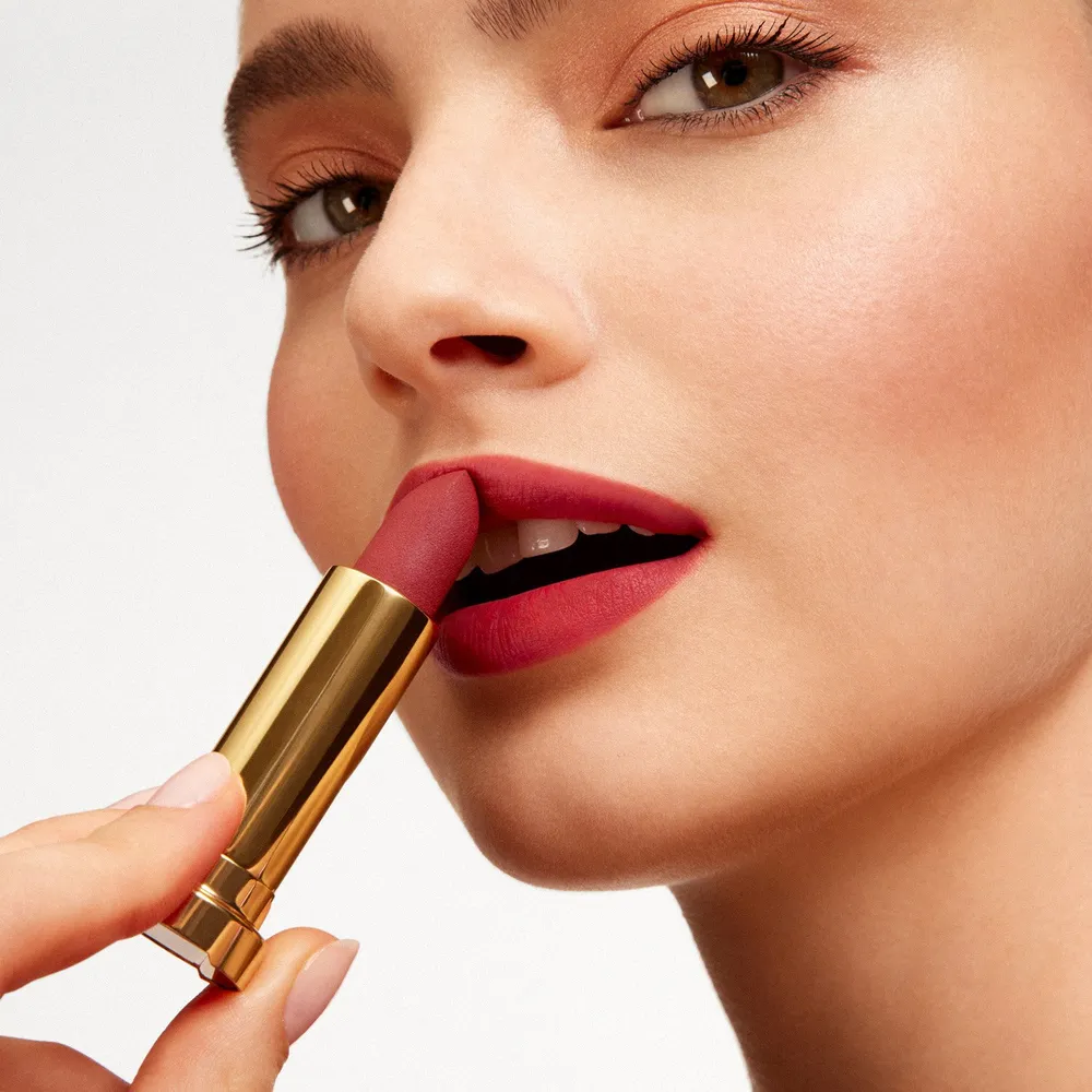 Carolina Herrera Fabulous Kiss Lipstick Blur Matte, foto 8
