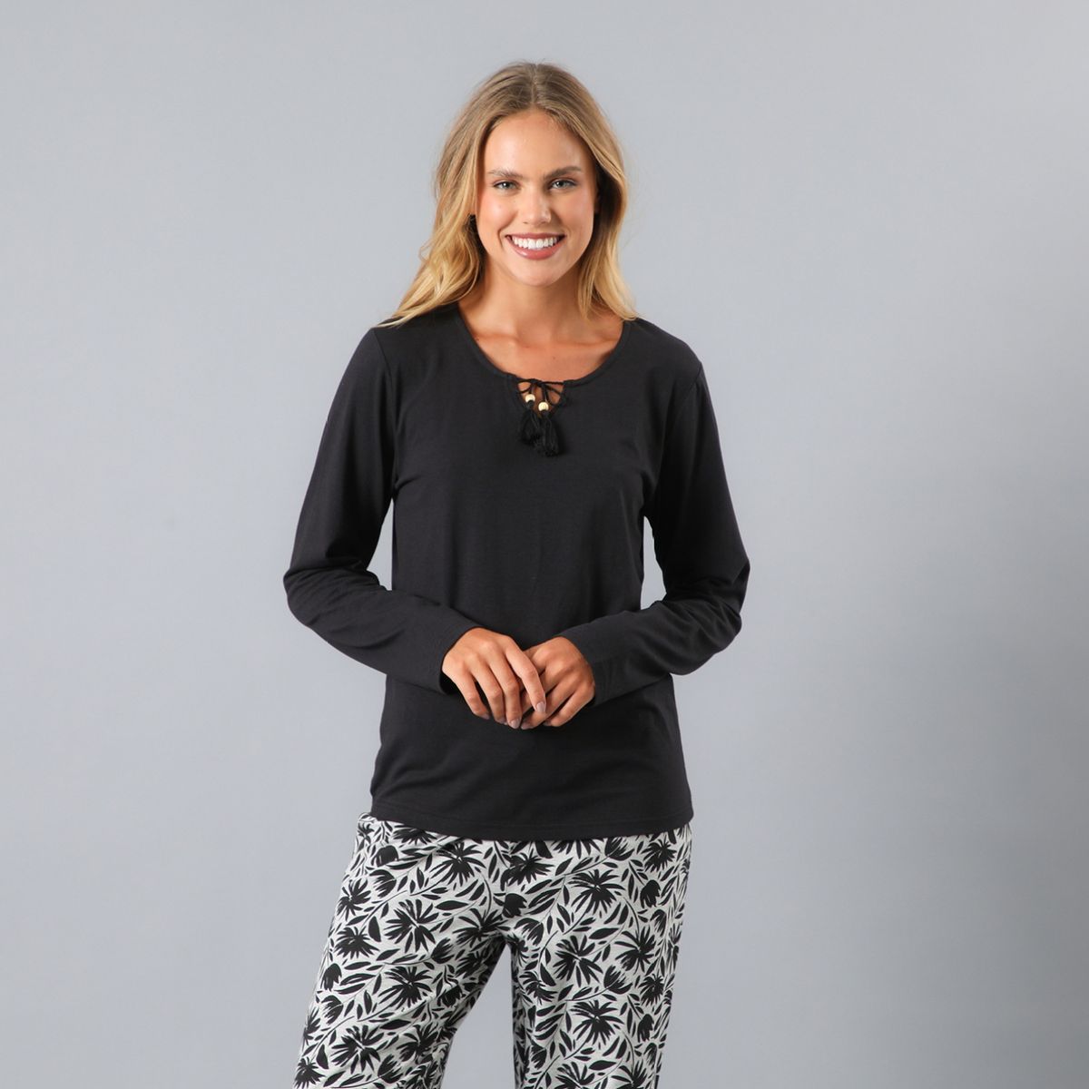 FLORES - Pijama Manga Larga Escote Borla Mujer Flores