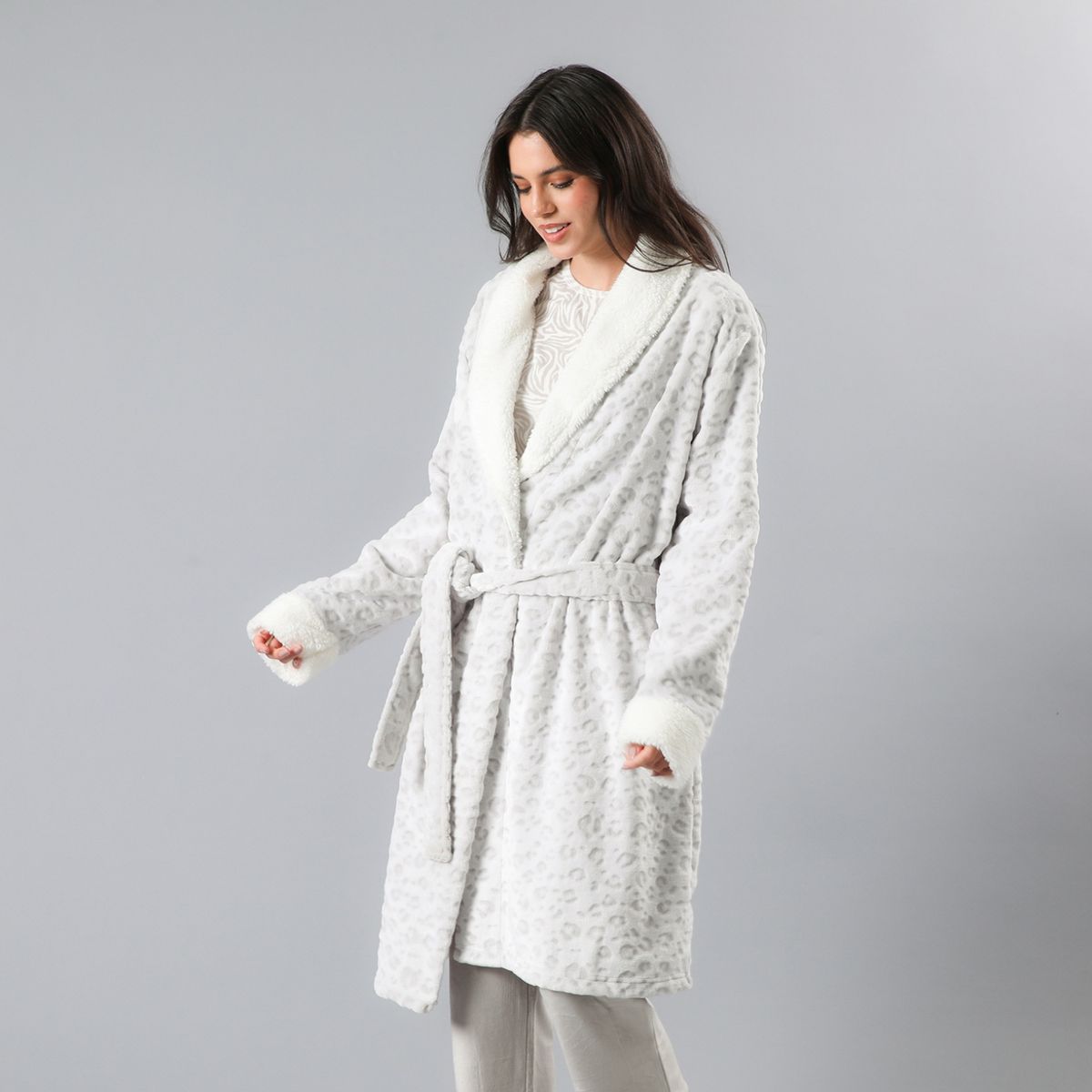 FLORES - Bata Manga Larga Coral Fleece Mujer Flores