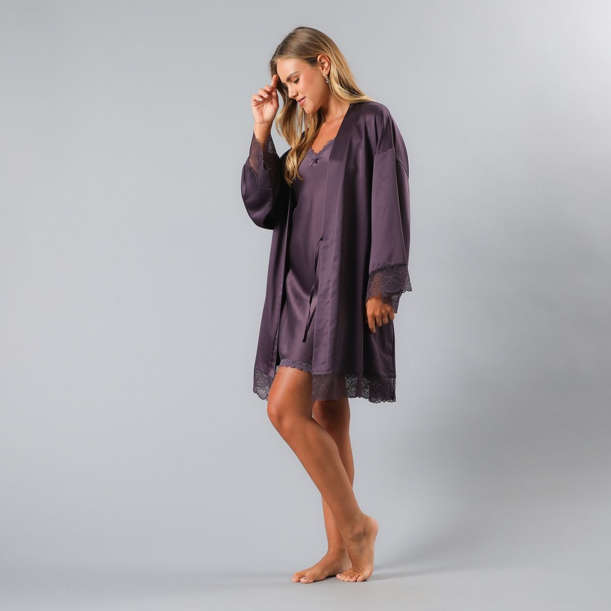 FLORES - Bata Midi Manga Larga Mujer Flores