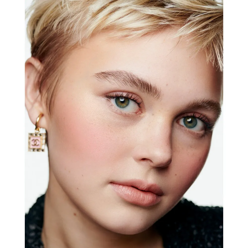 CHANEL Les Beiges Poudre Belle Mine Ensoleillée, foto 4