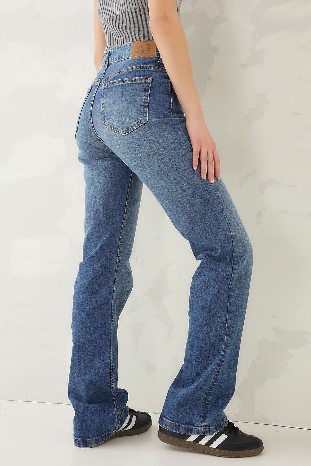 AMERICANINO - Jeans Straight Tiro Medio Mujer Americanino
