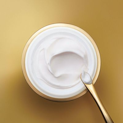 Imagen 2 del producto Crema En Gel Antiedad Renutriv Ultimate Lift Youth Creme Rich 50Ml