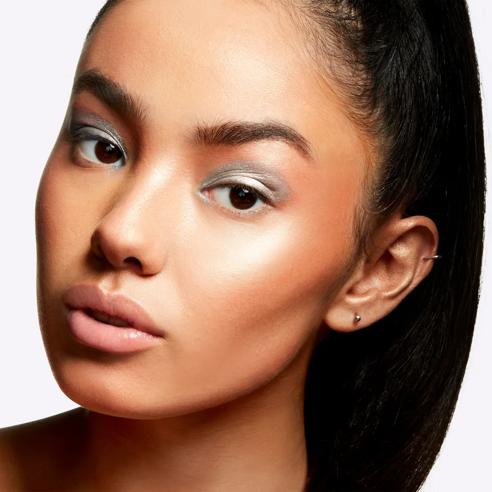 Mac Extra Dimension Skinfinish Oh Darling, foto 6