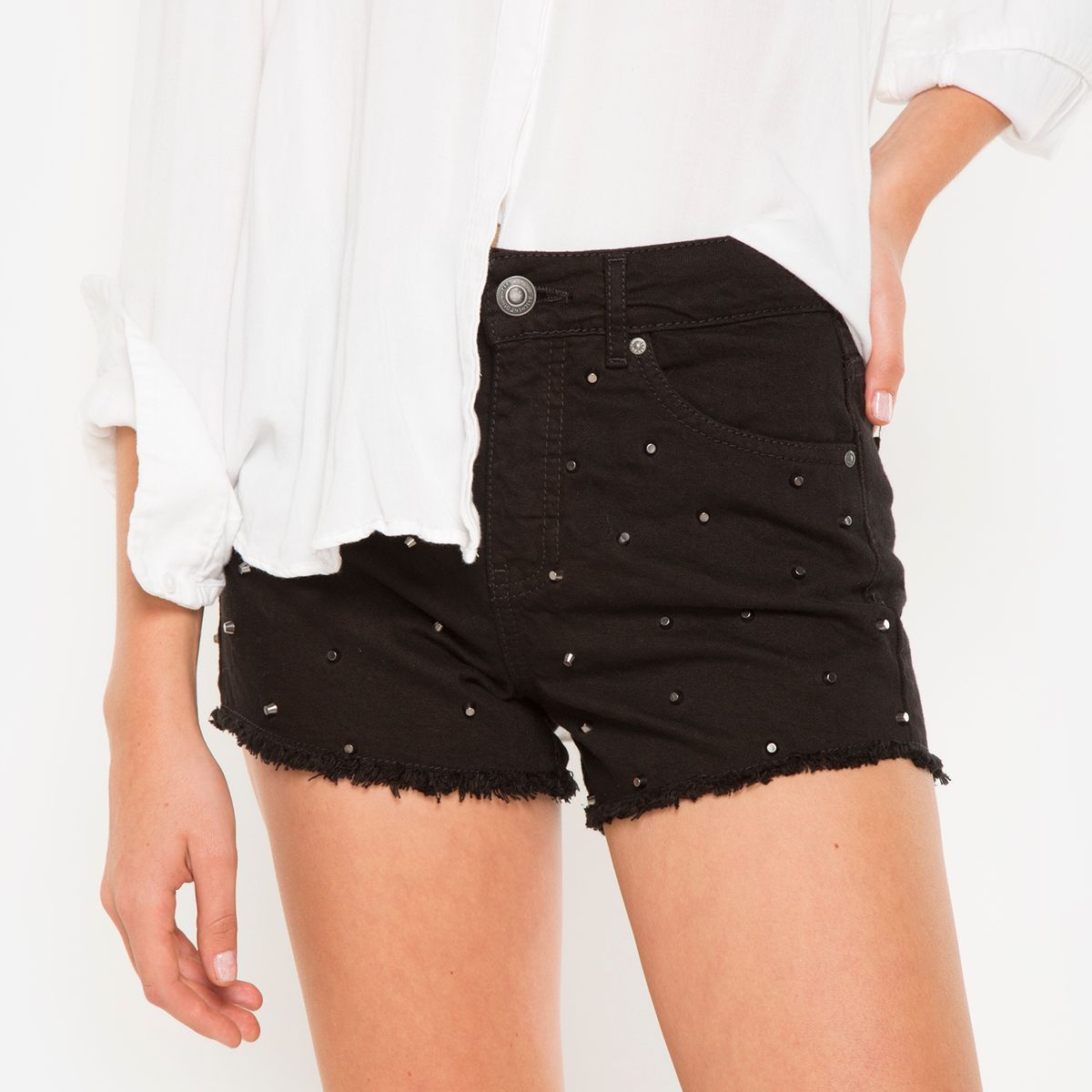 BASEMENT - Short Tachas