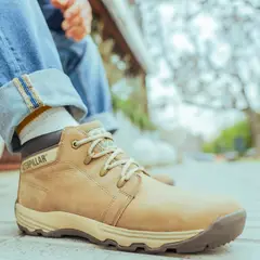 CAT - Botín Hombre Cuero Café