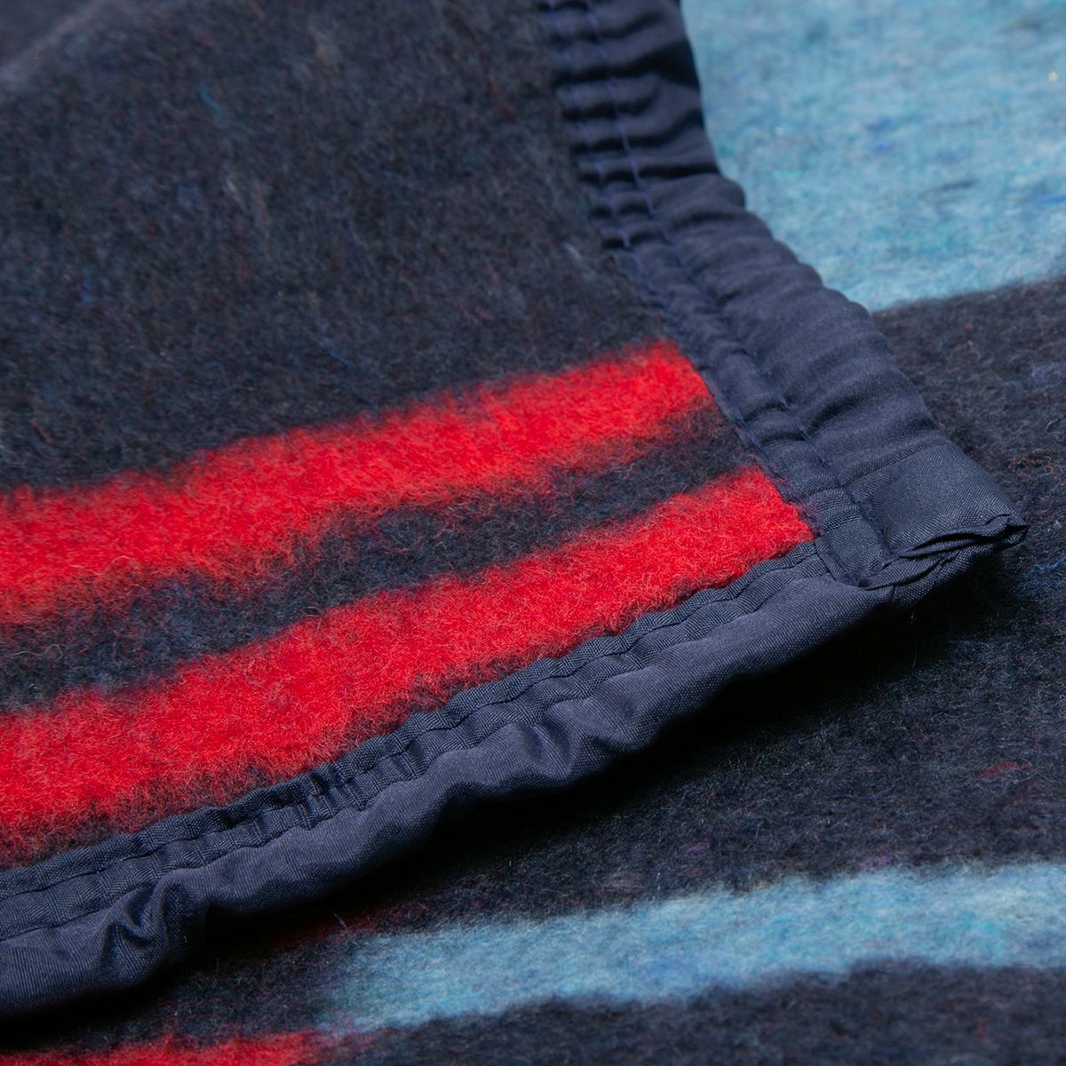 AMBIENTA - Frazada Escocesa Ambienta