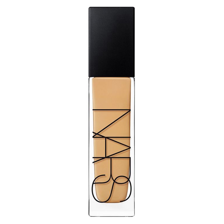 Base Natural Radiant Longwear Foundation