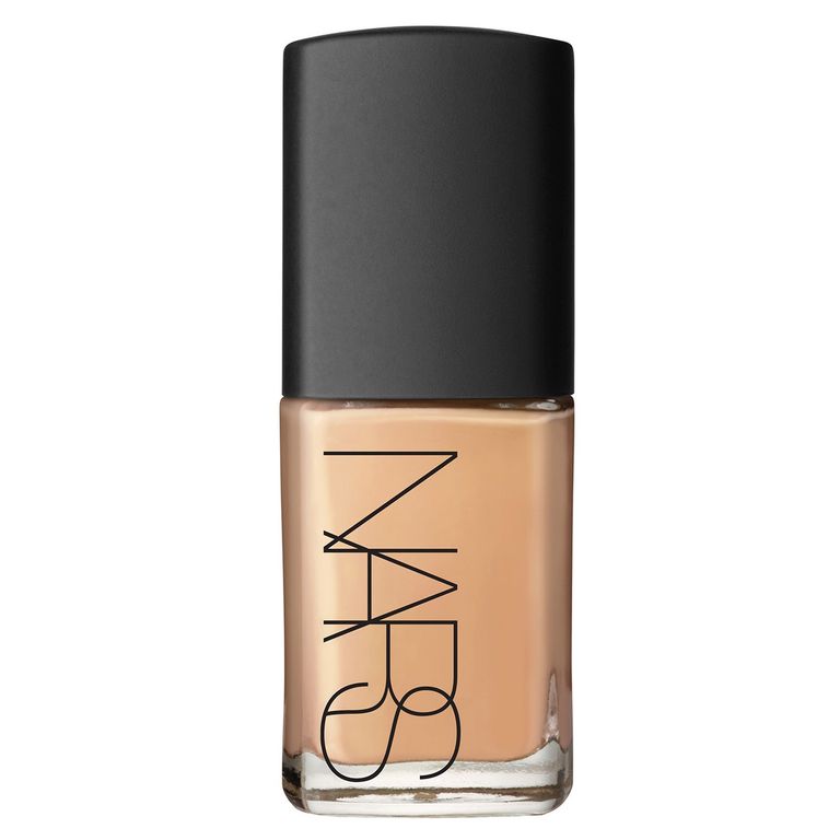 Base Sheer Glow Foundation
