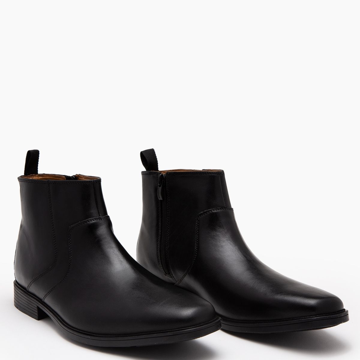 CLARKS - Botín Hombre Cuero Negro