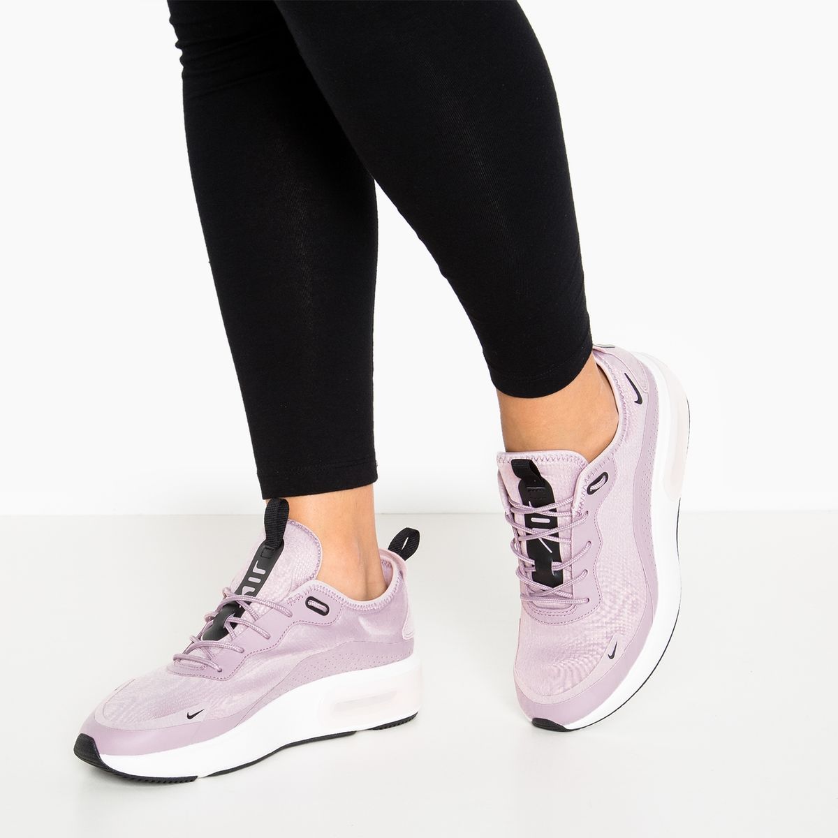 NIKE - Air Max Dia Zapatilla Urbana Mujer