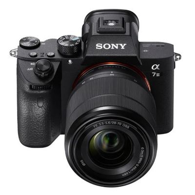 Imagen 2 del producto Cámara Réflex ILCE-7M3K + lente 28mm – 70 mm