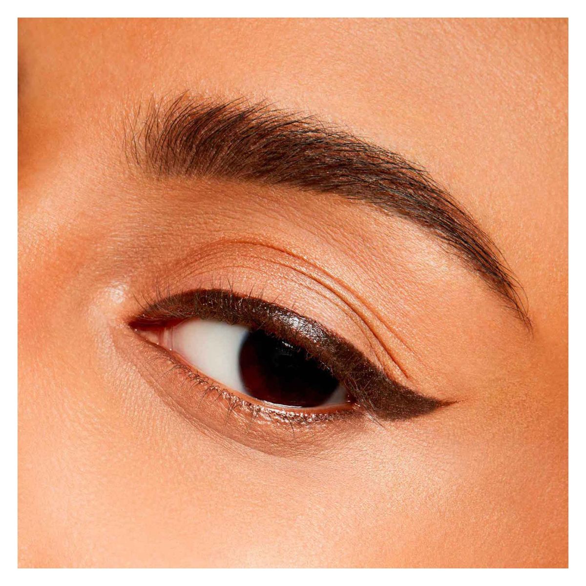 MAC - Delineador De Ojos Líquido 24Horas Brushstroke Mac