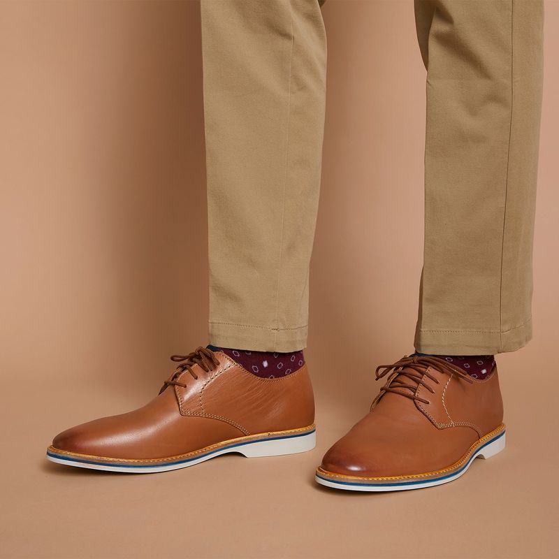 CLARKS - Zapato Formal Hombre Cuero Café