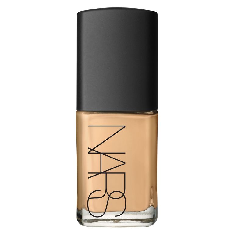 Base Sheer Glow Foundation