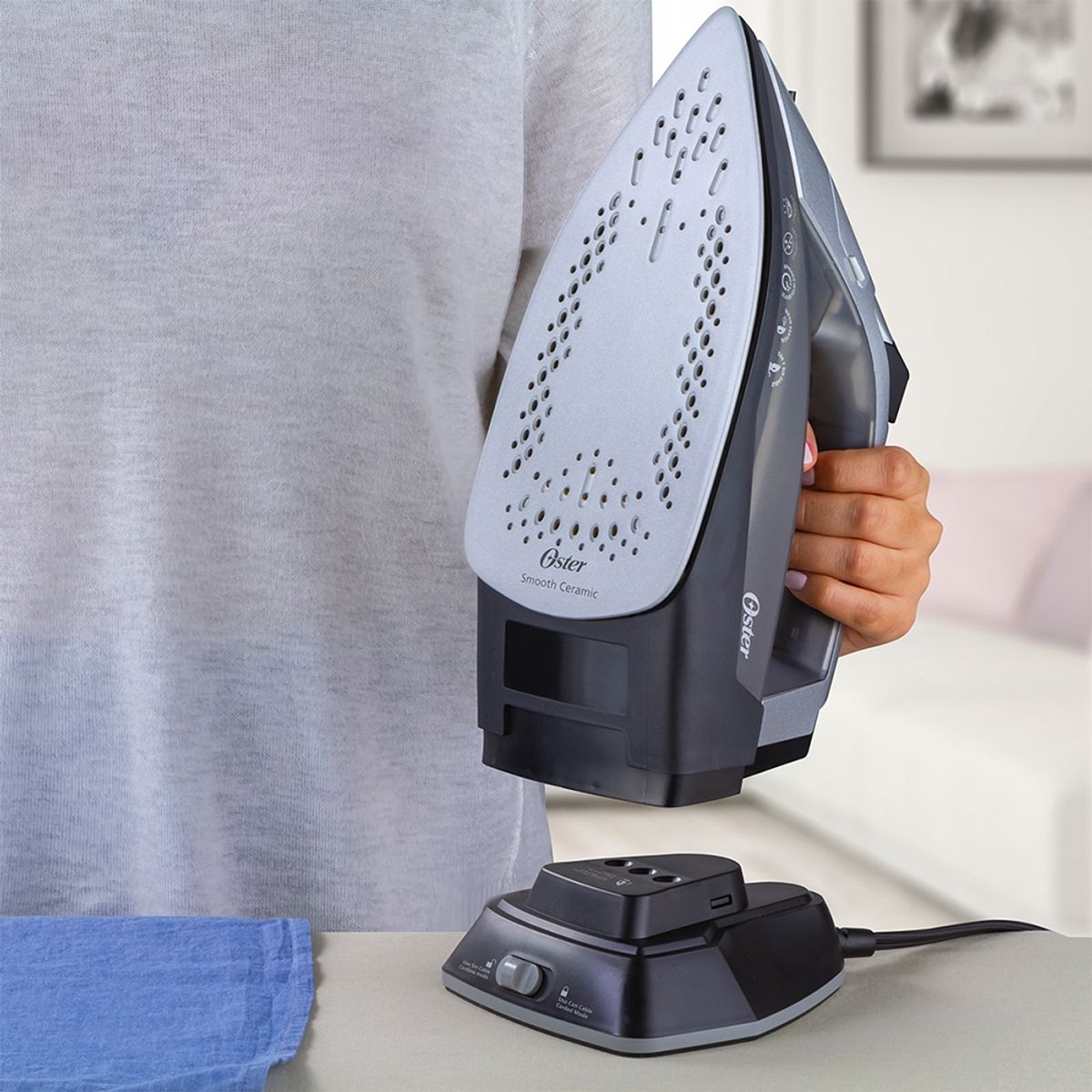 OSTER - Plancha Vapor Oster Inalambrica Gcstcc300-052