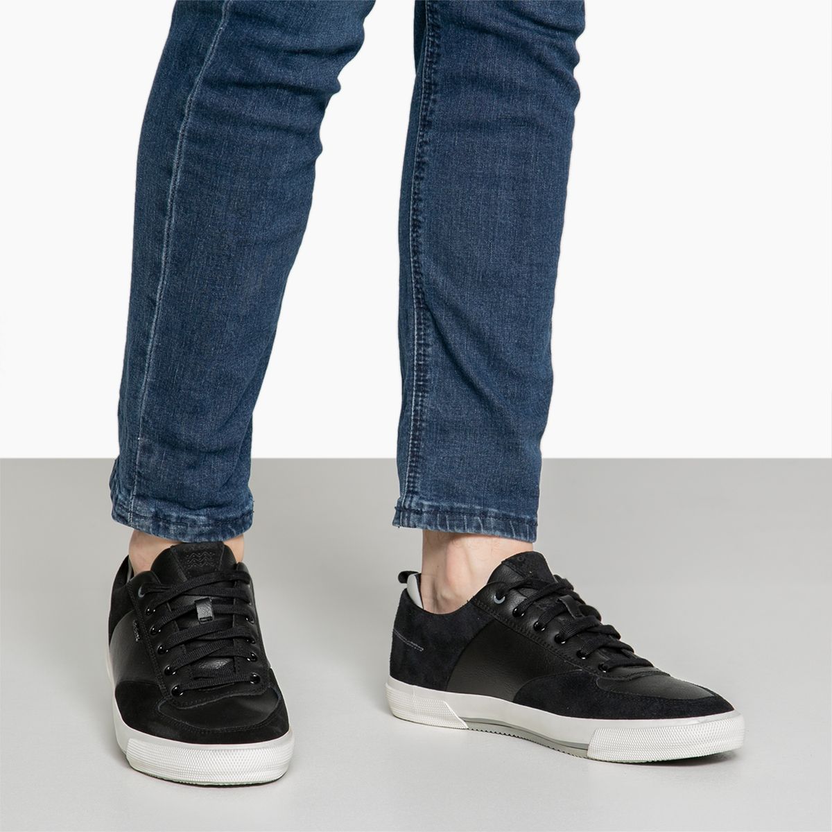 GEOX - Zapatilla Urbana Hombre Cuero Negro